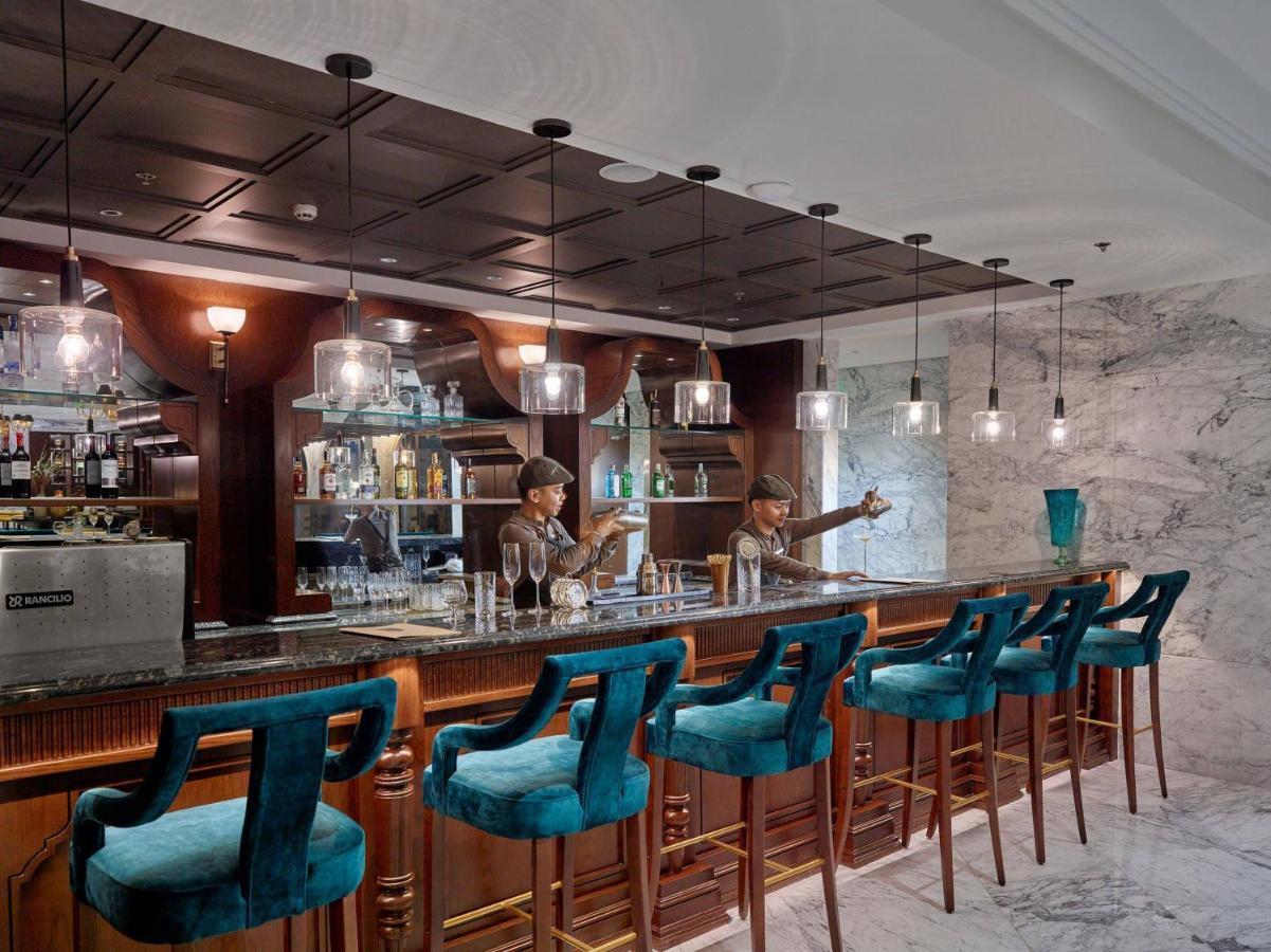 Peridot Grand Luxury Boutique Hotel Hanoj Exteriér fotografie The bar at the hotel