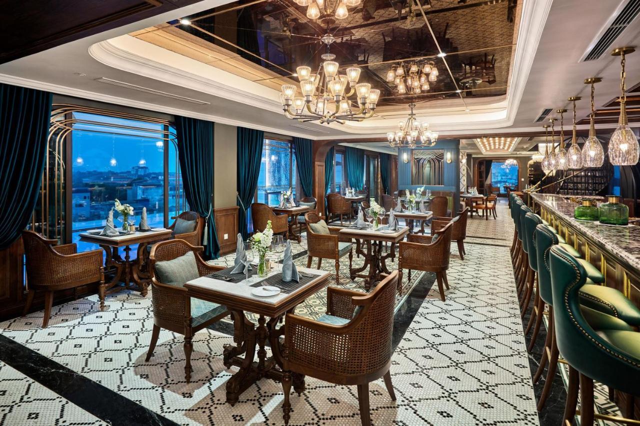 Peridot Grand Luxury Boutique Hotel Hanoj Exteriér fotografie The Bar